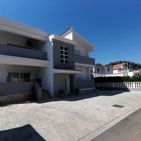Apartments Mia Bibinje Exterior photo