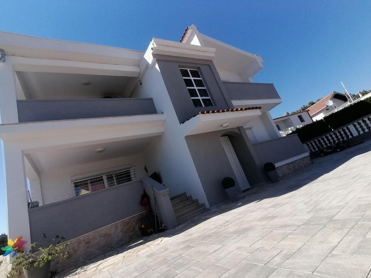 Apartments Mia Bibinje Exterior photo